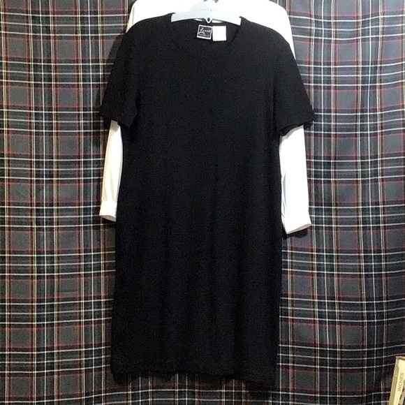 LENNIE Black Knit Short Sleeve Scoop Neck Knee Length - Picture 7 of 7